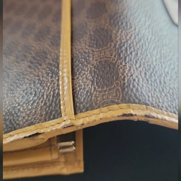 Celine Vintage Triomphe Continental Wallet/COA Included - Picture 3 of 8